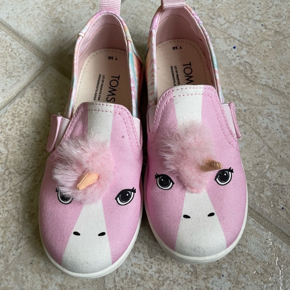 Tom’s girl toddler unicorn slip on shoes